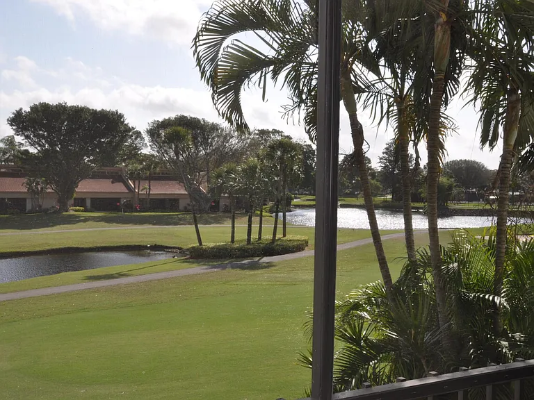 4586 Trawler Ct #201 — Photo 32