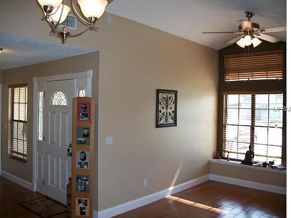 4th image of 12820 Coverdale Dr
