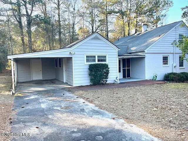 Building Photo - 4033 Youngs Rd