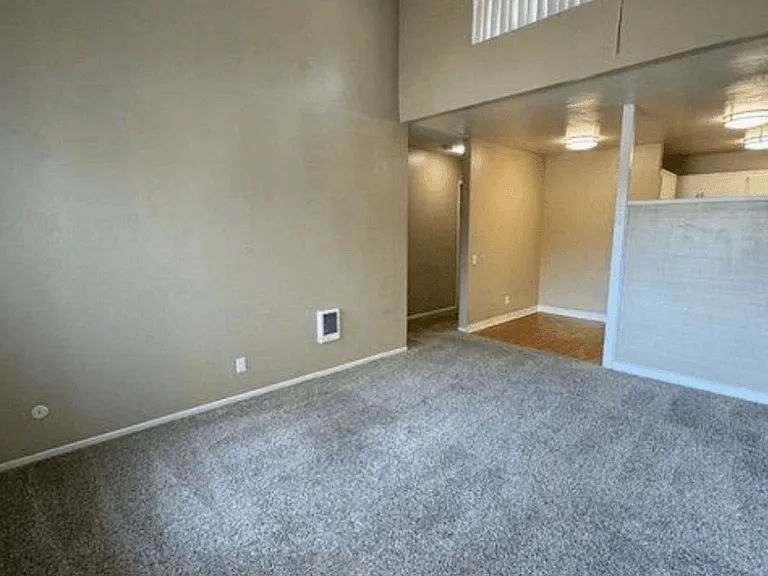 Hidden Creek Apartments — Photo 146