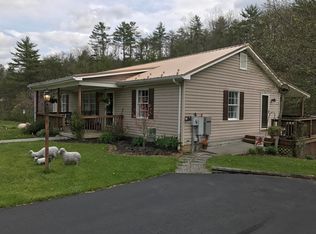 5308 Pocahontas Trl, White Sulphur Springs, WV 24986