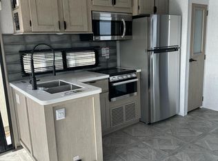 16413 Mariposa Ave, Riverside, CA 92504