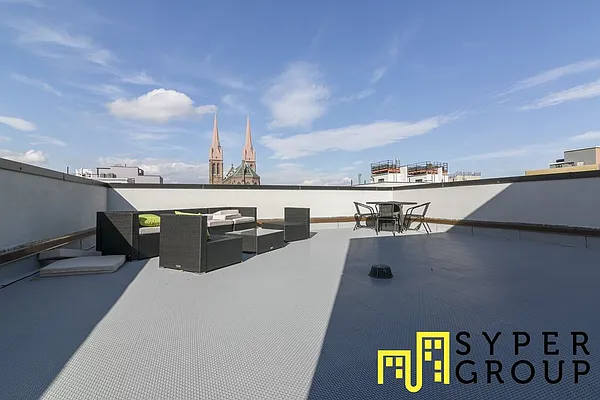 Rented by The Syper Group | media 14