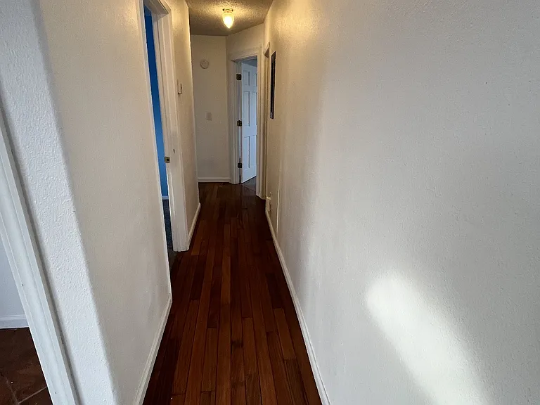3637 Thompson Ave #2 — Photo 10