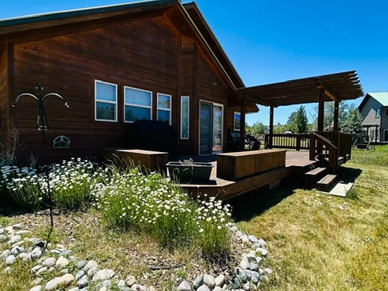 40 Saturn Dr — Photo 4