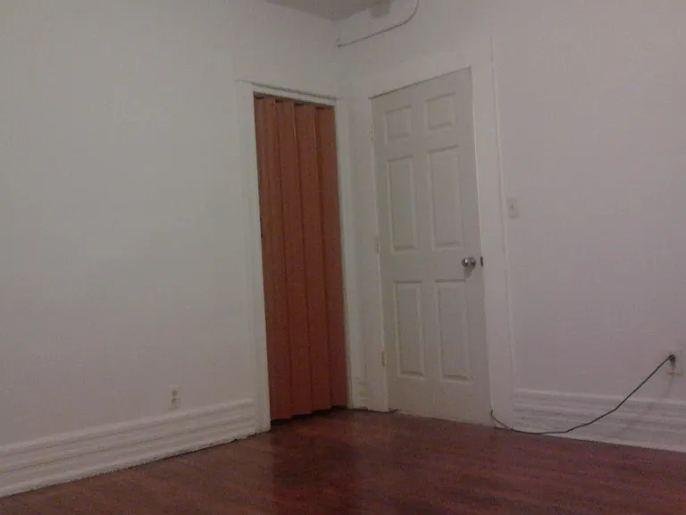 130 College Pl — Photo 11