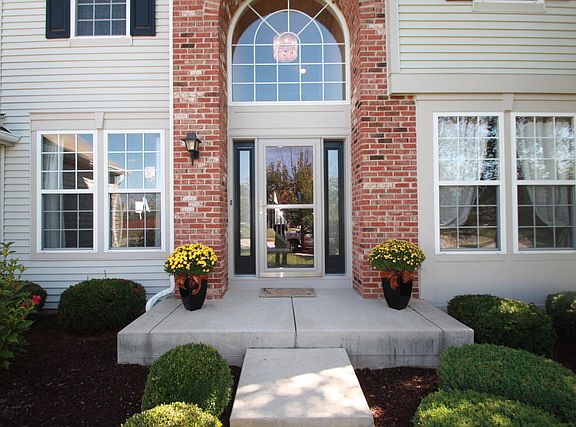 2nd image of 11421 Glenn Cir