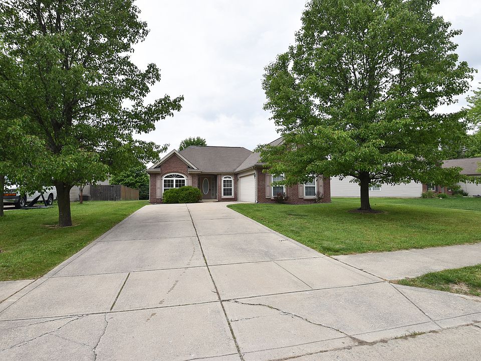 1716 Copeland Farms Dr, Greenfield, IN 46140 Zillow