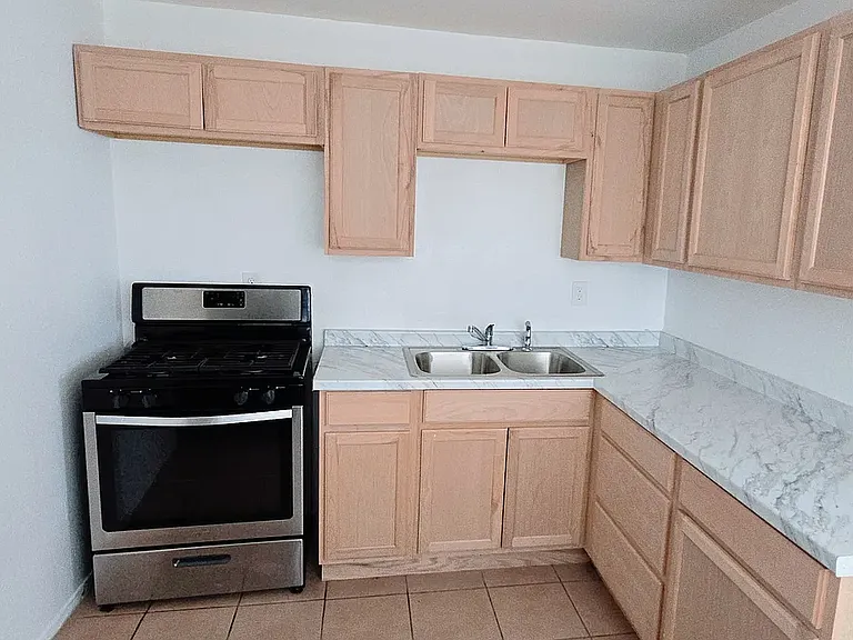 2601 E Monte Cristo Ave #1 — Photo 2