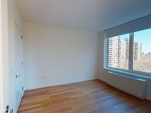 4th image of 795 Columbus Ave APT 9B