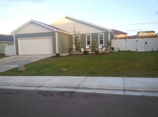 2220 Silvertip St, Bar Nunn, WY 82601