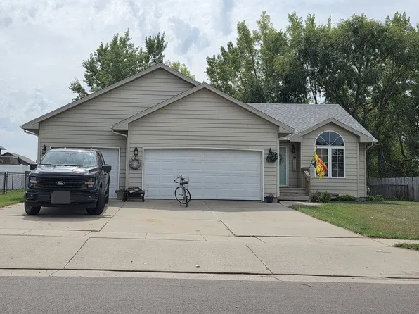 1005 E Ryan Dr, Tea, SD 57064