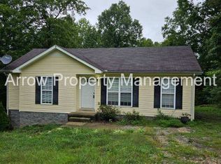 934 1/2 Jordan Cir, White Bluff, TN 37187