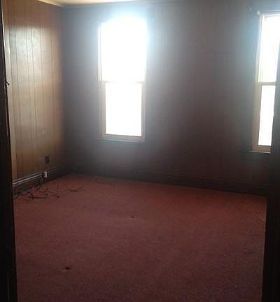 2nd image of 4271 Franklin St