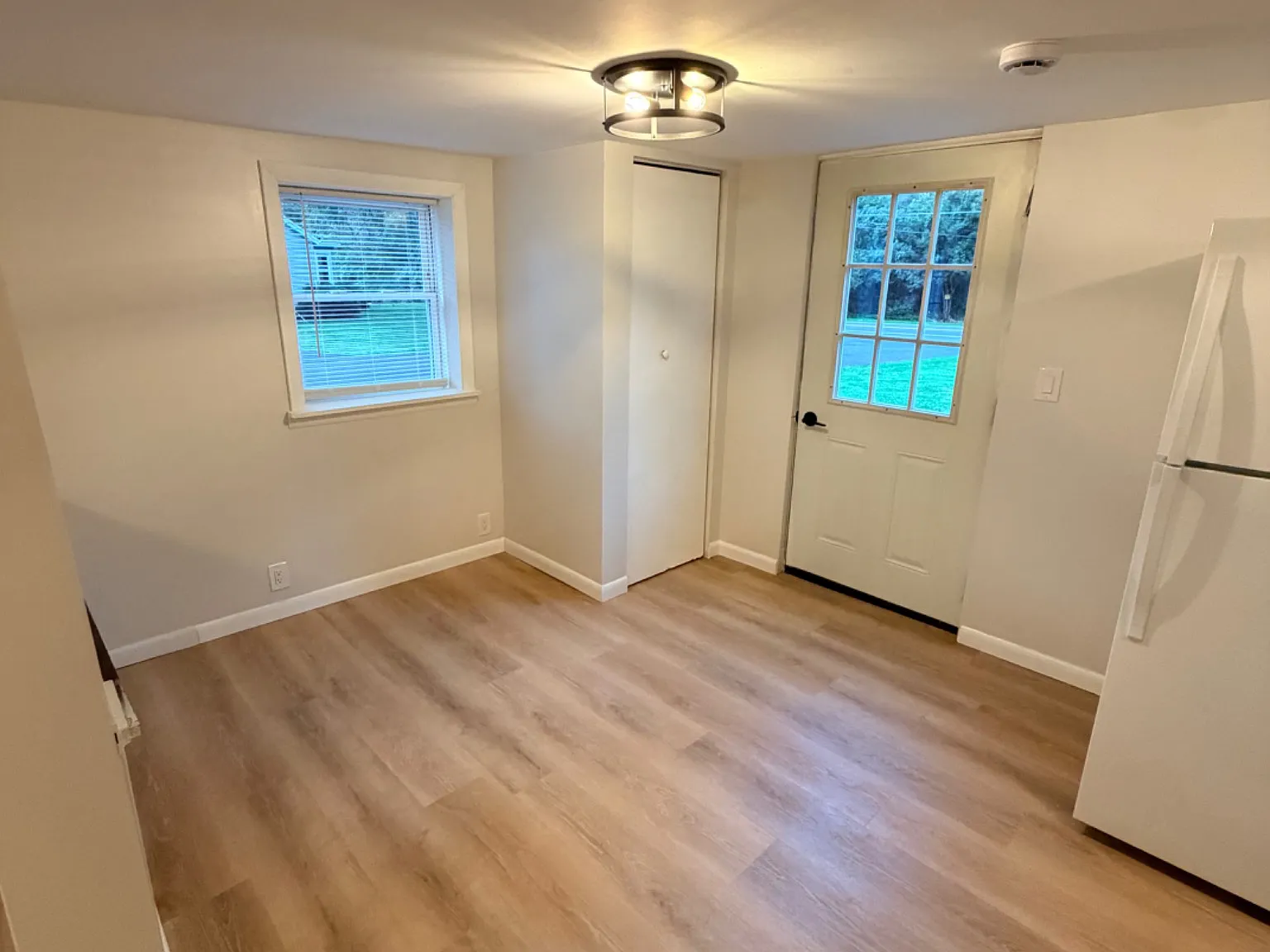 2 bed, 800 sqft, $925 — Photo 3