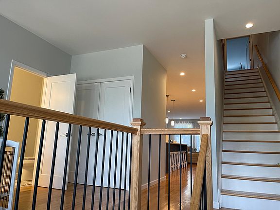 3rd image of 72 Belvidere Ave