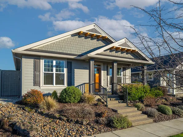 575 Windsong Way, Medford, OR 97504