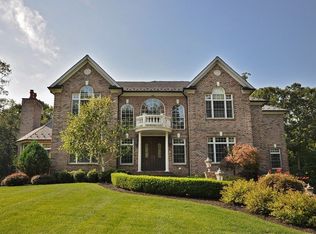 71 Avon Dr, Essex Fells, NJ 07021