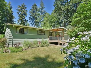 12049 N Madison Ave NE, Bainbridge Island, WA 98110