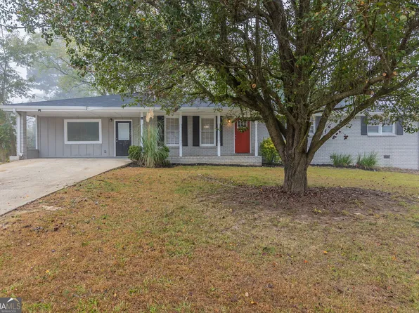 3905 Cheoah Dr, Douglasville, GA 30135