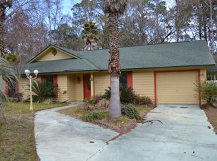 446 Floyd Cir, Hinesville, GA 31313