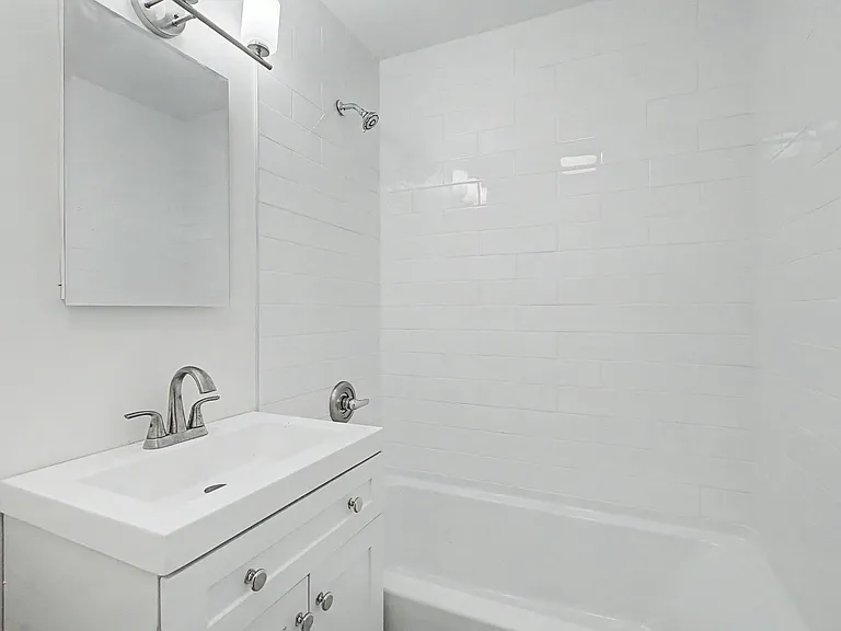 Magnolia Place Apartments — Photo 35