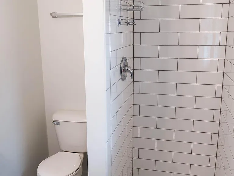 710 Bunker Hill Dr — Photo 6