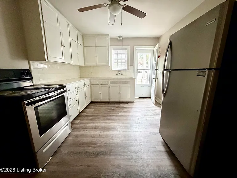 2211 Tyler Ln #1 — Photo 5