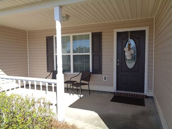 2nd image of 3655 Linden Cir