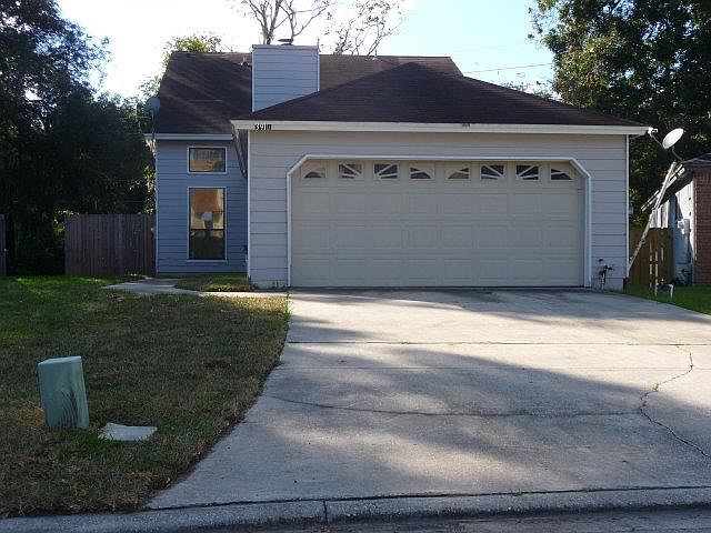 1st image of 3910 Valley Garden Dr W
