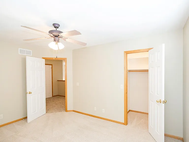 6910 Milan Dr — Photo 23