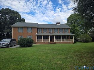 2660 N Oak Ln, West Point, VA 23181