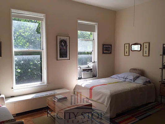 Rented by City Stop Realty | media 1