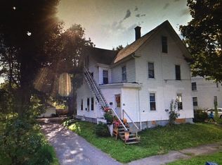 65 Wing St, Bangor, ME 04401