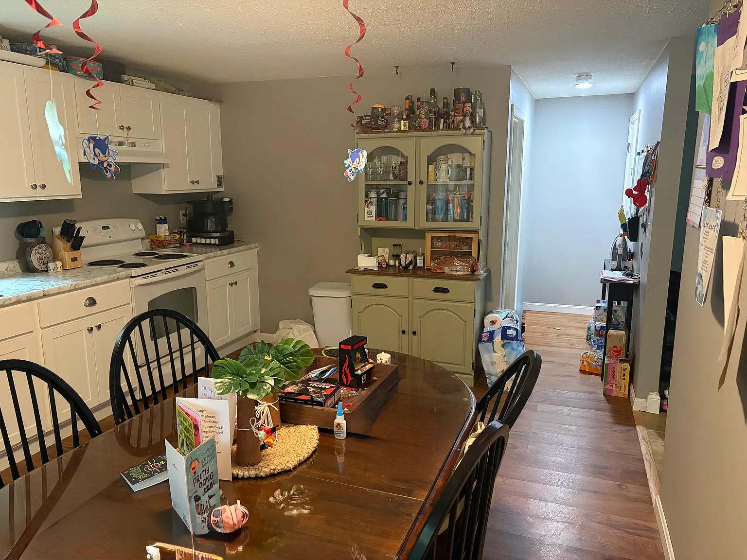 3 bed, 1.5 bath, 1312 sqft, $2,800 — Photo 3