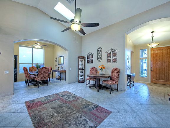 4th image of 1721 E Rose Garden Ln