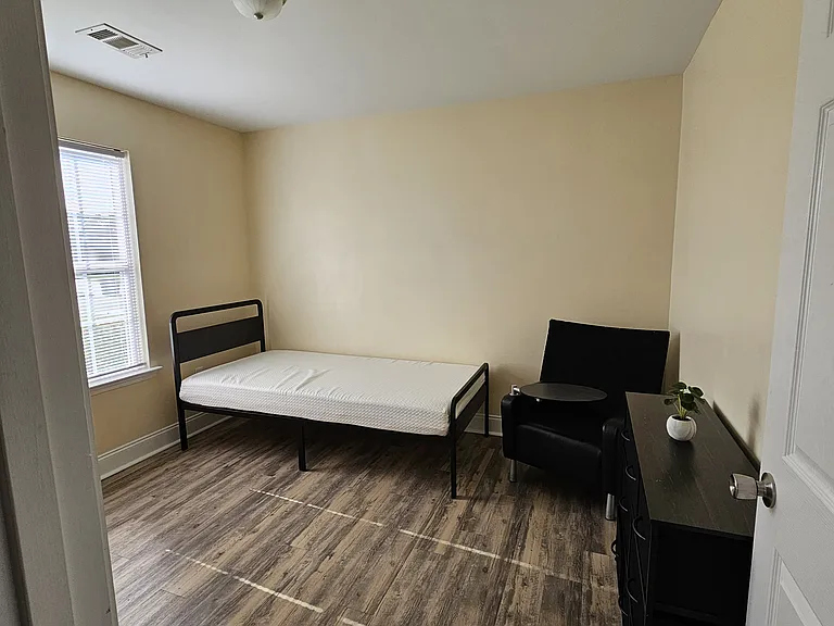 Standard Bedroom