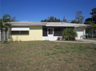 2042 Greenbriar Blvd, Clearwater, FL 33763