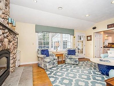 2nd image of 4 Kristie Ln