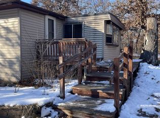 W1244 Oakglen Cir, Lyndon Station, WI 53944