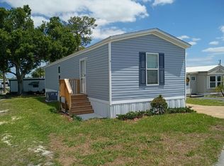 10 Center Isle, Lake Placid, FL 33852