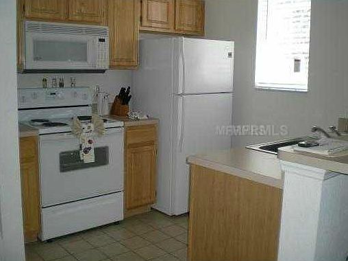 3rd image of 4013 Venetian Bay Dr APT 101