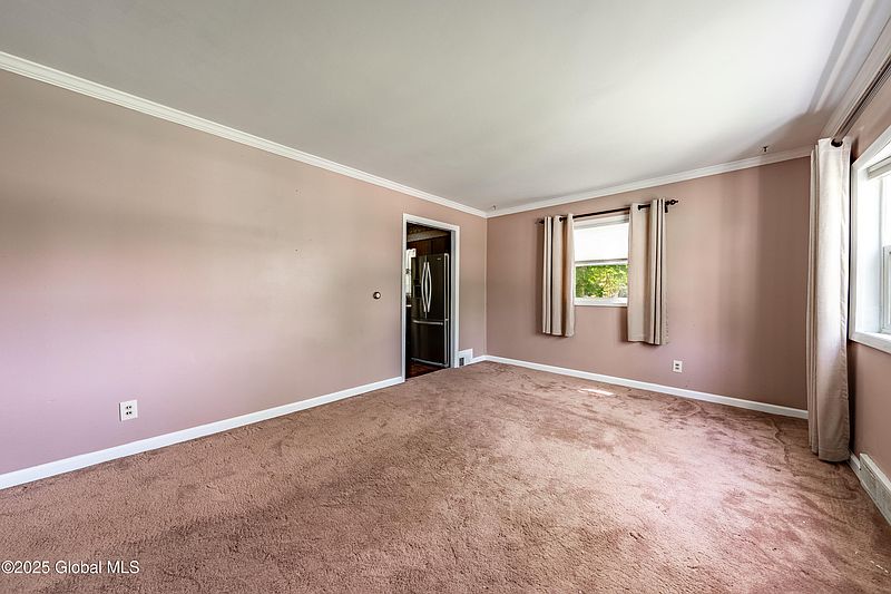 5th image of 1549 Unadilla Street