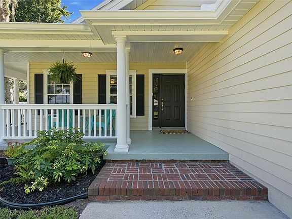 3rd image of 2213 Lange St