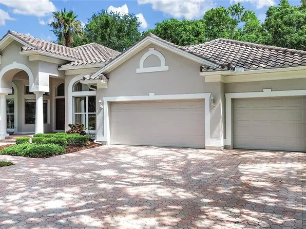 10106 Radcliffe Dr, Tampa, FL 33626