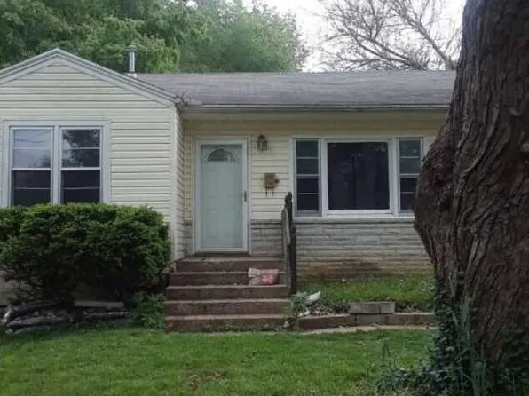 907 W Ildereen Court, Springfield, MO 65807