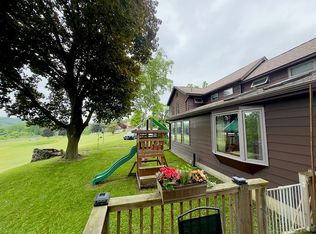 8 Humbert Ln, Palatine Bridge, NY 13428