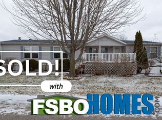 11325 140th St, Davenport, IA 52804