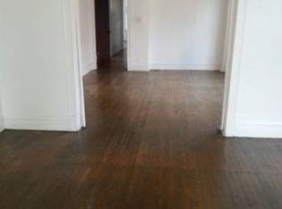 1040 W 55th St #3, Chicago, IL 60609