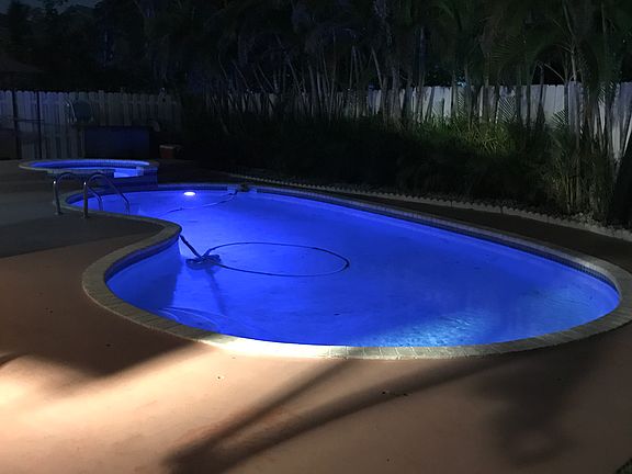 Pool lighting 